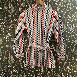 Vintage 70s Mod Multicolor Zigzag Belted Turtleneck Top